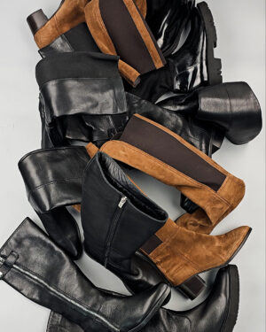 Купить Сапоги Италия #7 шт, ЛОТ СТ-9678 оптом в Магадане и Магаданской области