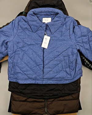 Купить Верхняя одежда VILA#10,1 кг, ЛОТ СТ-9710 оптом в Магадане и Магаданской области