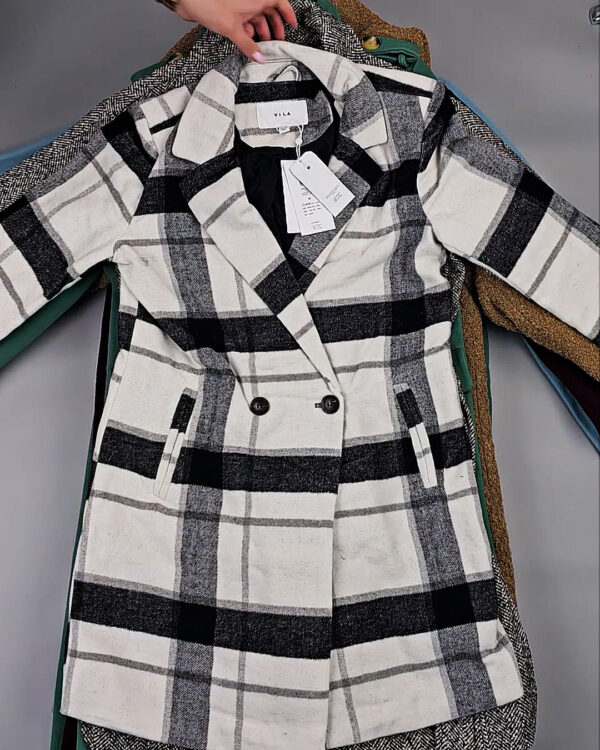 Фотография  824 - Пальто Bestseller 045#10 кг, ЛОТ СТ-9843 оптом в Магадане и Магаданской области