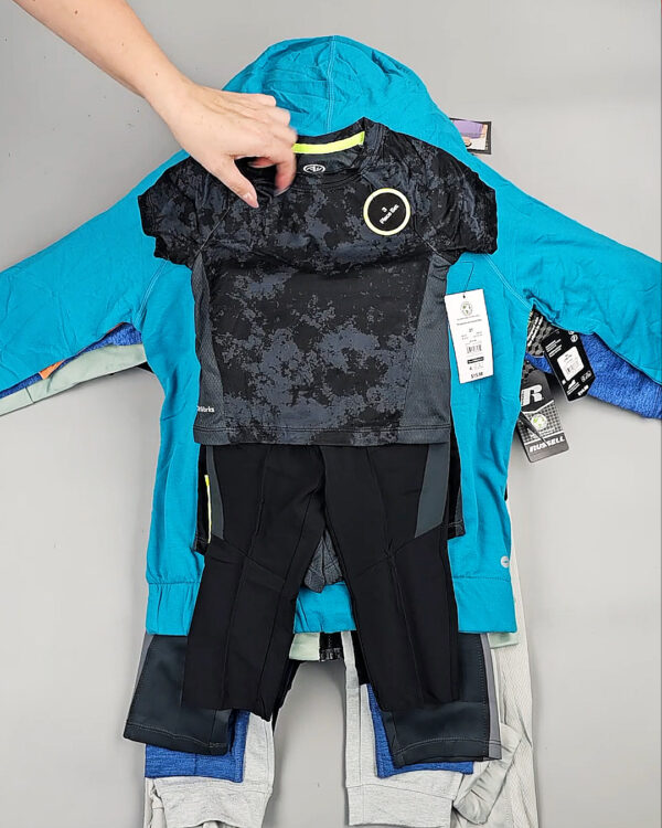 Фотография  266 - Спортивные костюмы дети CAN#6 кг, ЛОТ СТ-9739 оптом в Магадане и Магаданской области