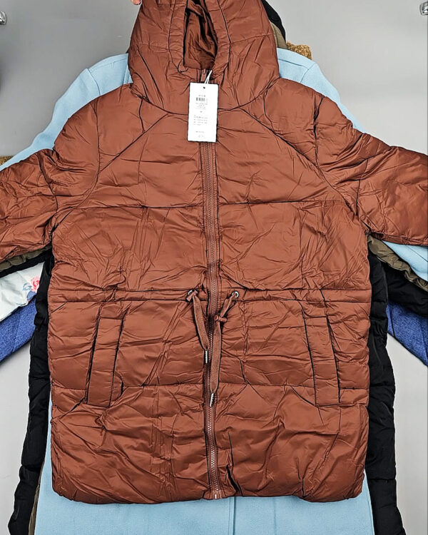 Фотография  744 - Верхняя одежда VILA 104#10 кг, ЛОТ СТ-9714 оптом в Магадане и Магаданской области