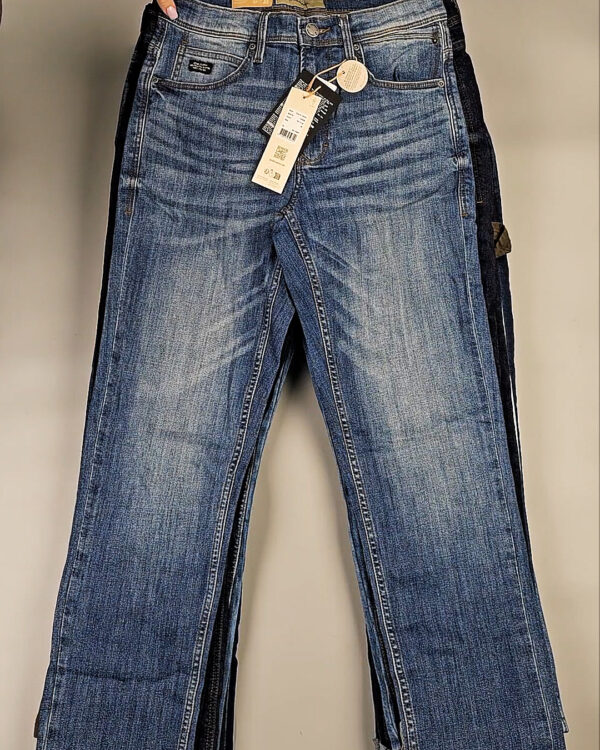 Фотография  365 - Джинсы BLEND HE 075#10 кг, ЛОТ СТ-9854 оптом в Магадане и Магаданской области