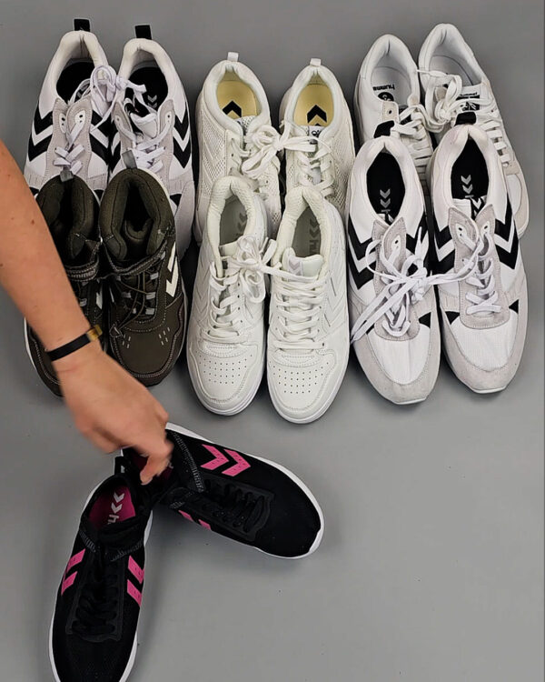 Фотография  560 - Hummel кроссовки (Hummel sport shoes) #10 шт, ЛОТ СТ-9783 оптом в Магадане и Магаданской области