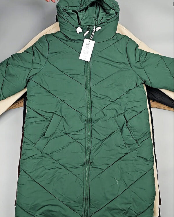 Фотография  640 - Верхняя одежда VILA 104#10 кг, ЛОТ СТ-9715 оптом в Магадане и Магаданской области