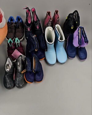 Фотография  319 - Обувь СТОК дети зима 065#6,2 кг, ЛОТ СТ-9661 оптом в Магадане и Магаданской области