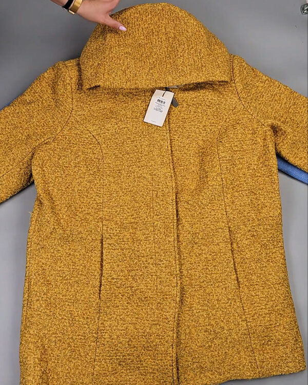 Фотография  805 - Пальто Bestseller 045#10 кг, ЛОТ СТ-9845 оптом в Магадане и Магаданской области