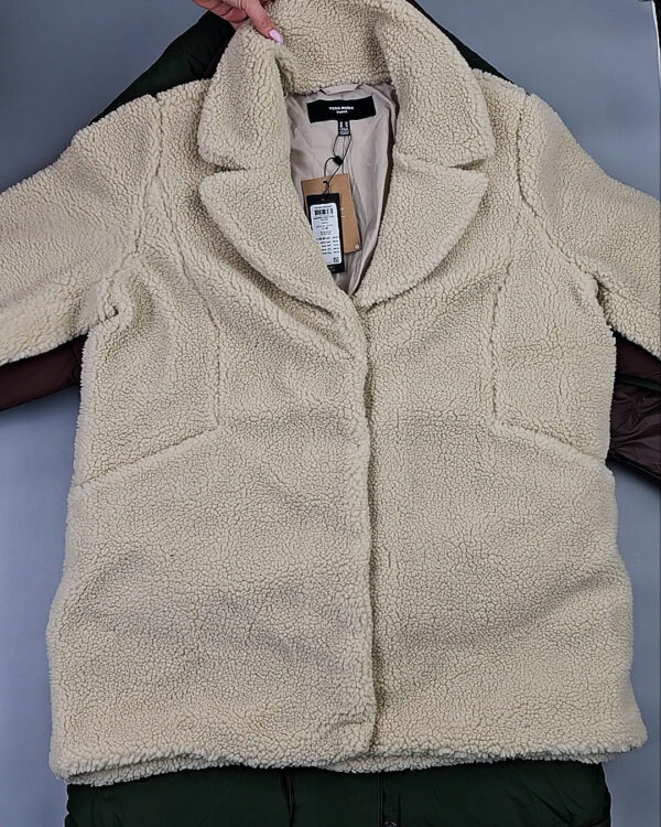 Фотография  898 - Куртки BESTSELLER зима 045#10 кг, ЛОТ СТ-9827 оптом в Магадане и Магаданской области