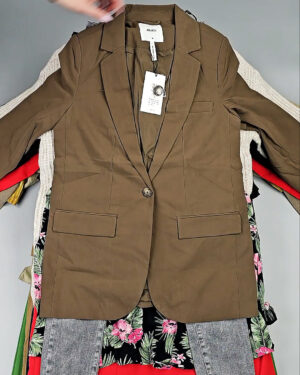 Фотография  944 - DK+Bestseller 085#16 кг оптом в Магадане и Магаданской области