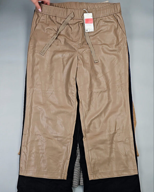 Фотография  831 - Брюки женские зима C&A 025#10 кг, ЛОТ СТ-9907 оптом в Магадане и Магаданской области