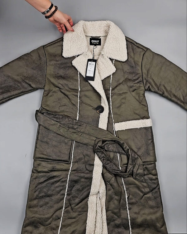 Фотография  153 - Верхняя одежда BESTSELLER Дания#11,35 кг, ЛОТ СТ-9706 оптом в Магадане и Магаданской области