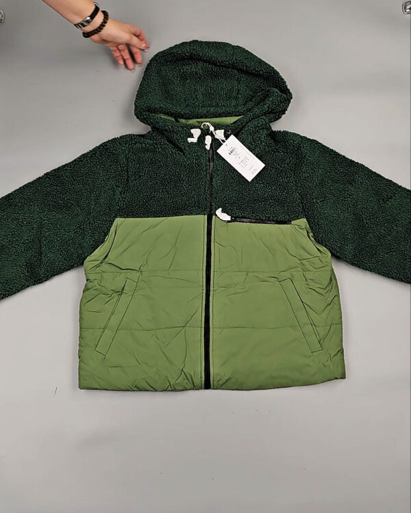 Фотография  611 - Верхняя одежда VILA 104#10 кг, ЛОТ СТ-9714 оптом в Магадане и Магаданской области