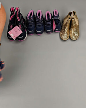 Фотография  306 - Обувь СТОК дети зима 065#6,5 кг, ЛОТ СТ-9663 оптом в Магадане и Магаданской области