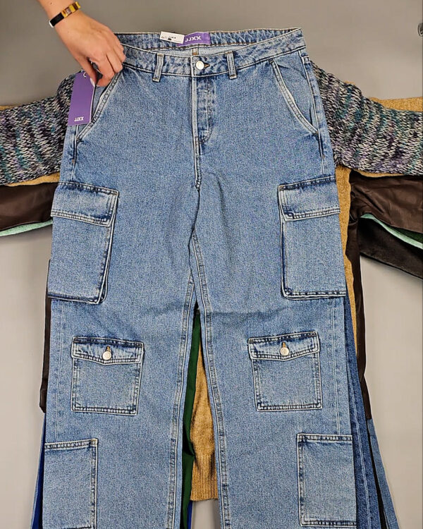 Фотография  708 - JACK JONES Women Winter mix 075 #15 кг, ЛОТ СТ-9959 оптом в Магадане и Магаданской области