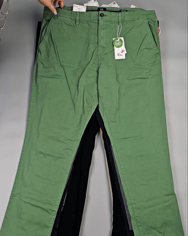 Фотография  943 - Брюки м/ж C&A#10 кг, ЛОТ СТ-9849 оптом в Магадане и Магаданской области