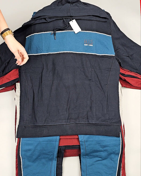 Фотография  816 - Спортивные костюмы (Herren-Trainingsanzuge voп HIS)#18 кг оптом в Магадане и Магаданской области