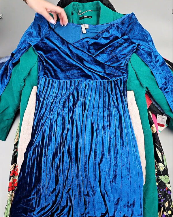 Фотография  399 - Cream Шотландия Winter mix#100 кг, ЛОТ СХ-0231 оптом в Магадане и Магаданской области