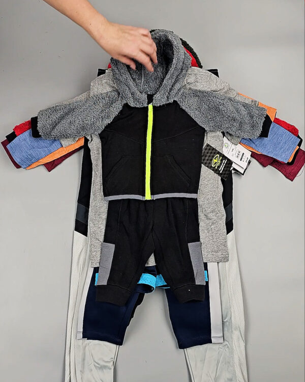 Фотография  477 - Спортивные костюмы дети CAN#6 кг, ЛОТ СТ-9739 оптом в Магадане и Магаданской области