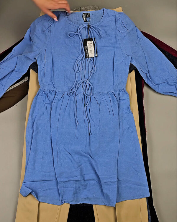 Фотография  820 - DK+Bestseller 085#16 кг, ЛОТ СТ-9950 оптом в Магадане и Магаданской области