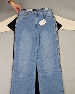 Фотография  102 - DK+Bestseller 085#16 кг, ЛОТ СТ-9952 оптом в Магадане и Магаданской области