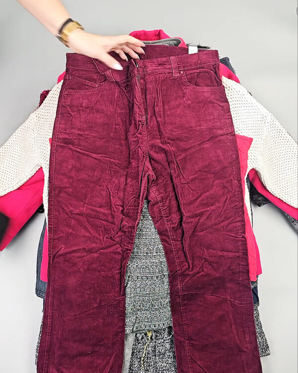 Фотография  254 - Женский микс зима (Winter mix)#20 кг, ЛОТ СХ-0205 оптом в Магадане и Магаданской области