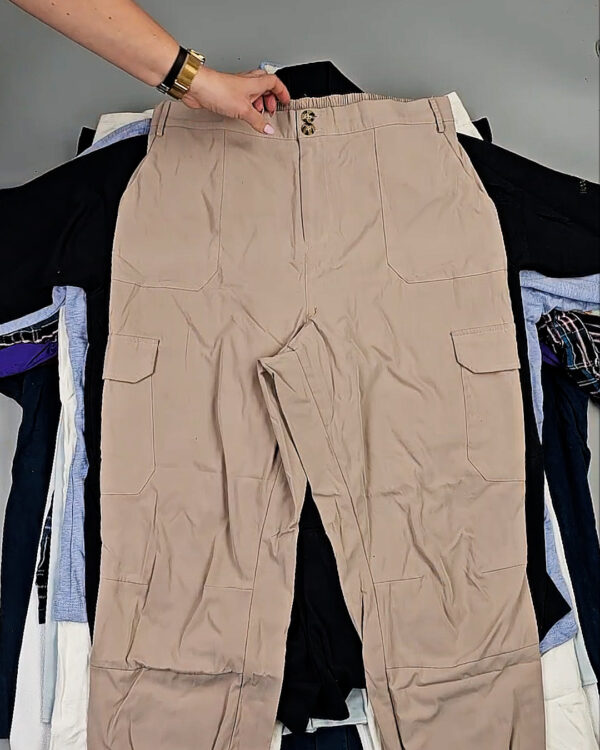 Фотография  636 - Oversize Winter mix LUX#25 кг, ЛОТ СХ-0238 оптом в Магадане и Магаданской области