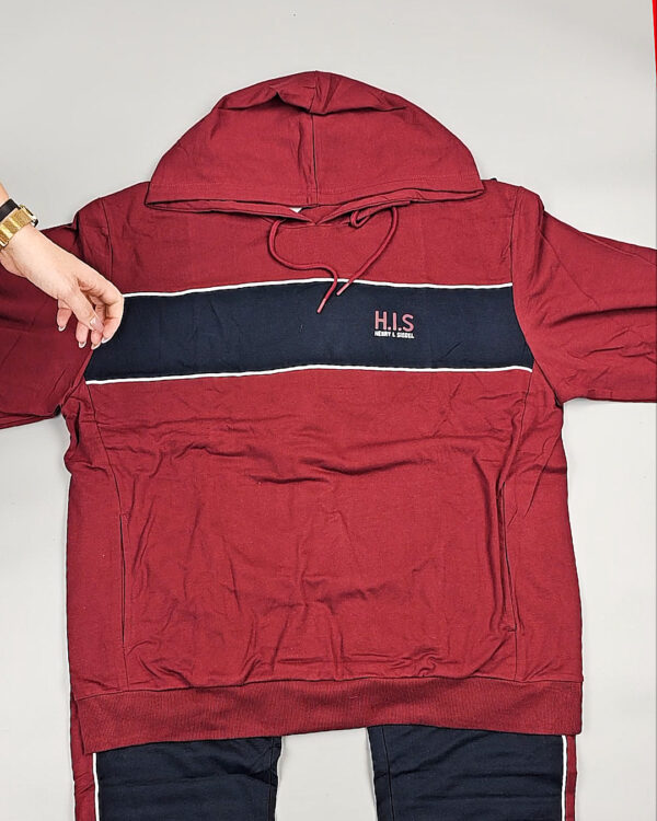 Фотография  659 - Спортивные костюмы (Herren-Trainingsanzuge voп HIS)#18 кг оптом в Магадане и Магаданской области