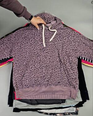 Фотография  925 - Толстовки (SWEAT TOPS Extra)#20 кг, ЛОТ СХ-0247 оптом в Магадане и Магаданской области