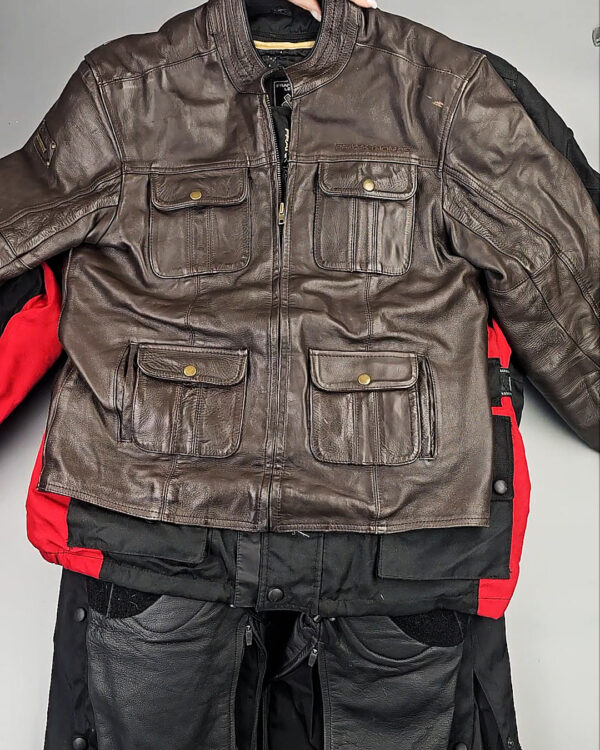 Фотография  407 - МОТО одежда mix БМ#19,3 кг, ЛОТ СХ-0276 оптом в Магадане и Магаданской области