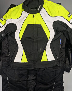 Купить МОТО одежда mix БМ#20 кг, ЛОТ СХ-0278 оптом в Магадане и Магаданской области